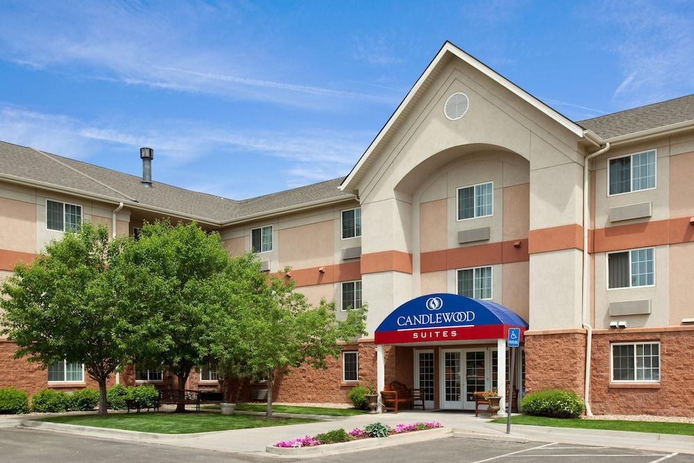 Sonesta Simply Denver West Federal Center 2*